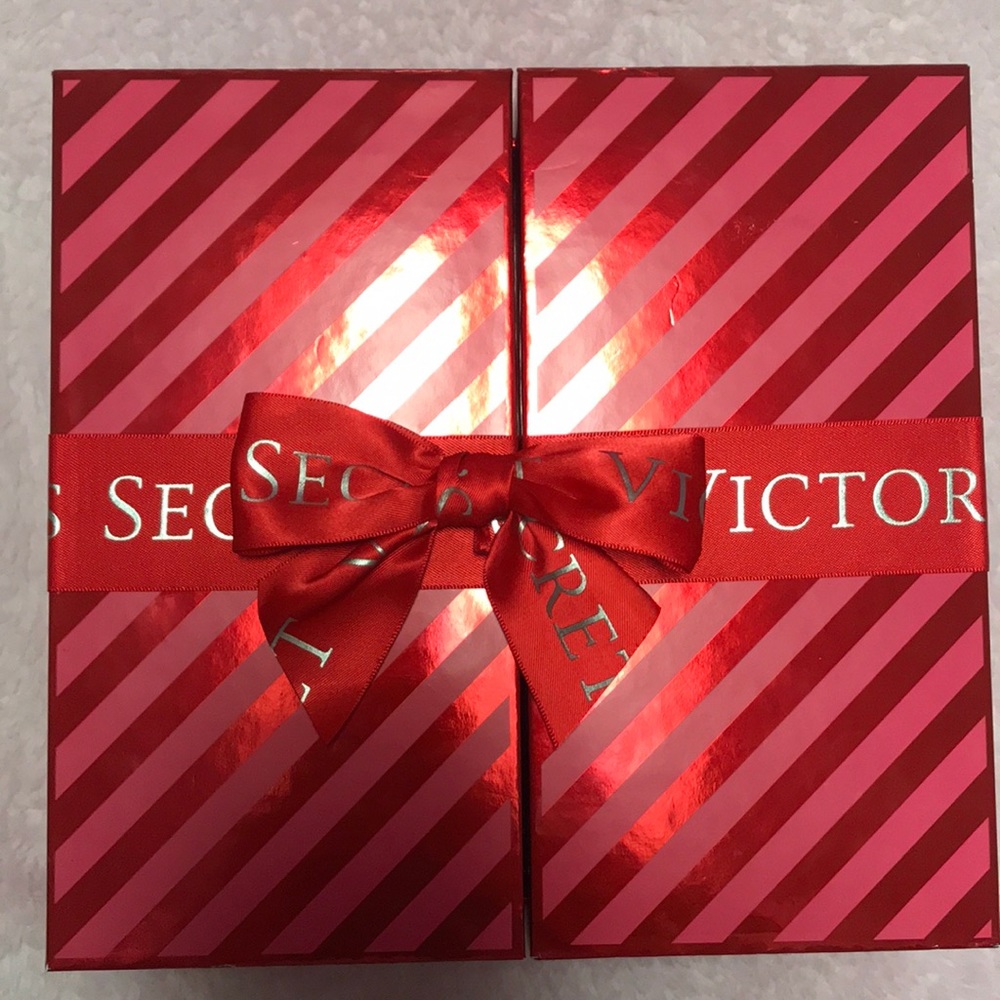 Victoria Secret Bombshell Collection